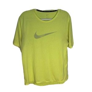 Nike Dri FIT Run Division Miler Mens Short Sleeve Hybrid Running Top Size Medium